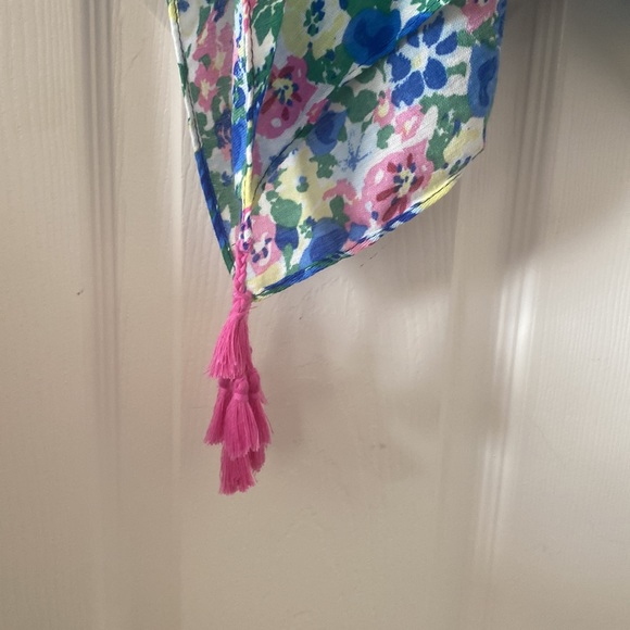 NEW Beautiful Long Floral Drape Cardigan. Hangs to low thigh or knee area - Picture 3 of 8